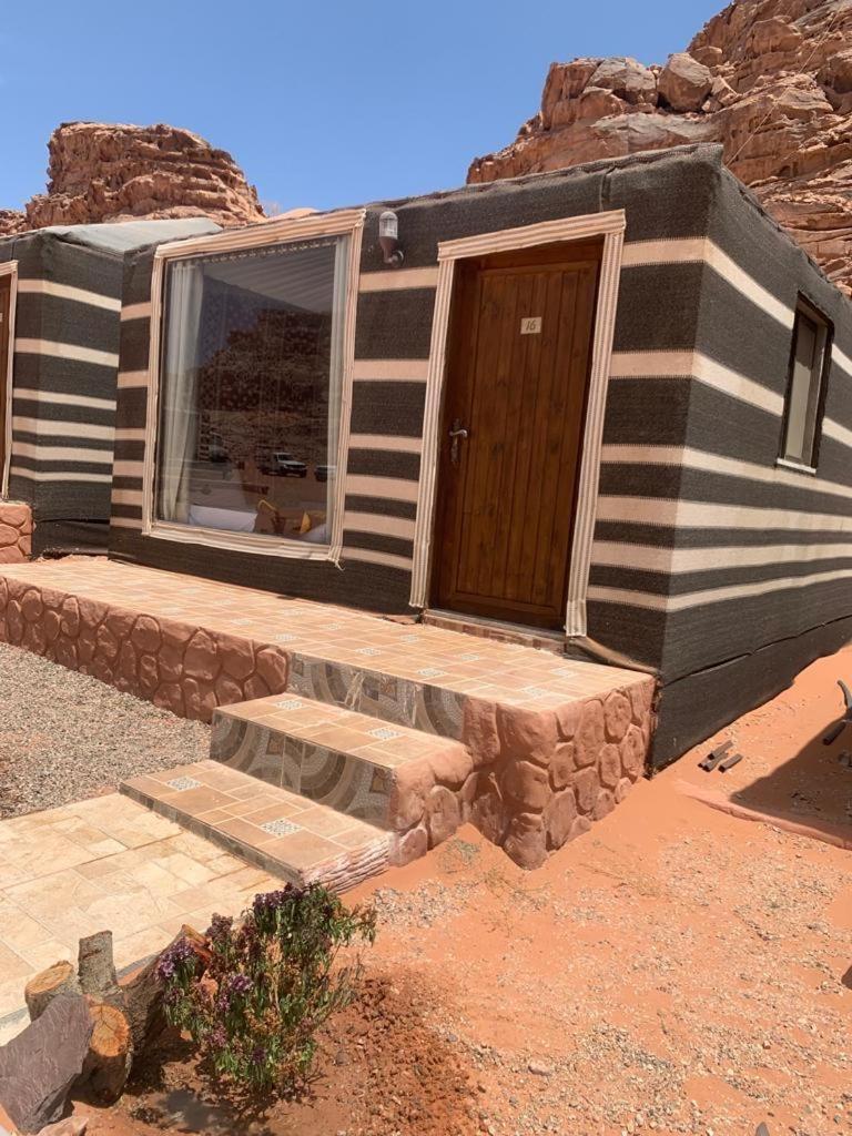 Wadi Rum-Bedouin Tents And Jeep Tours Esterno foto